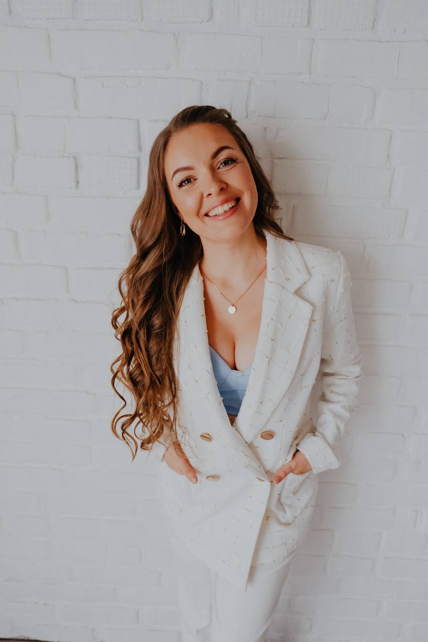 Anna Nikolaeva — Medical Advisor at Nikolife Health, Doctor and Author